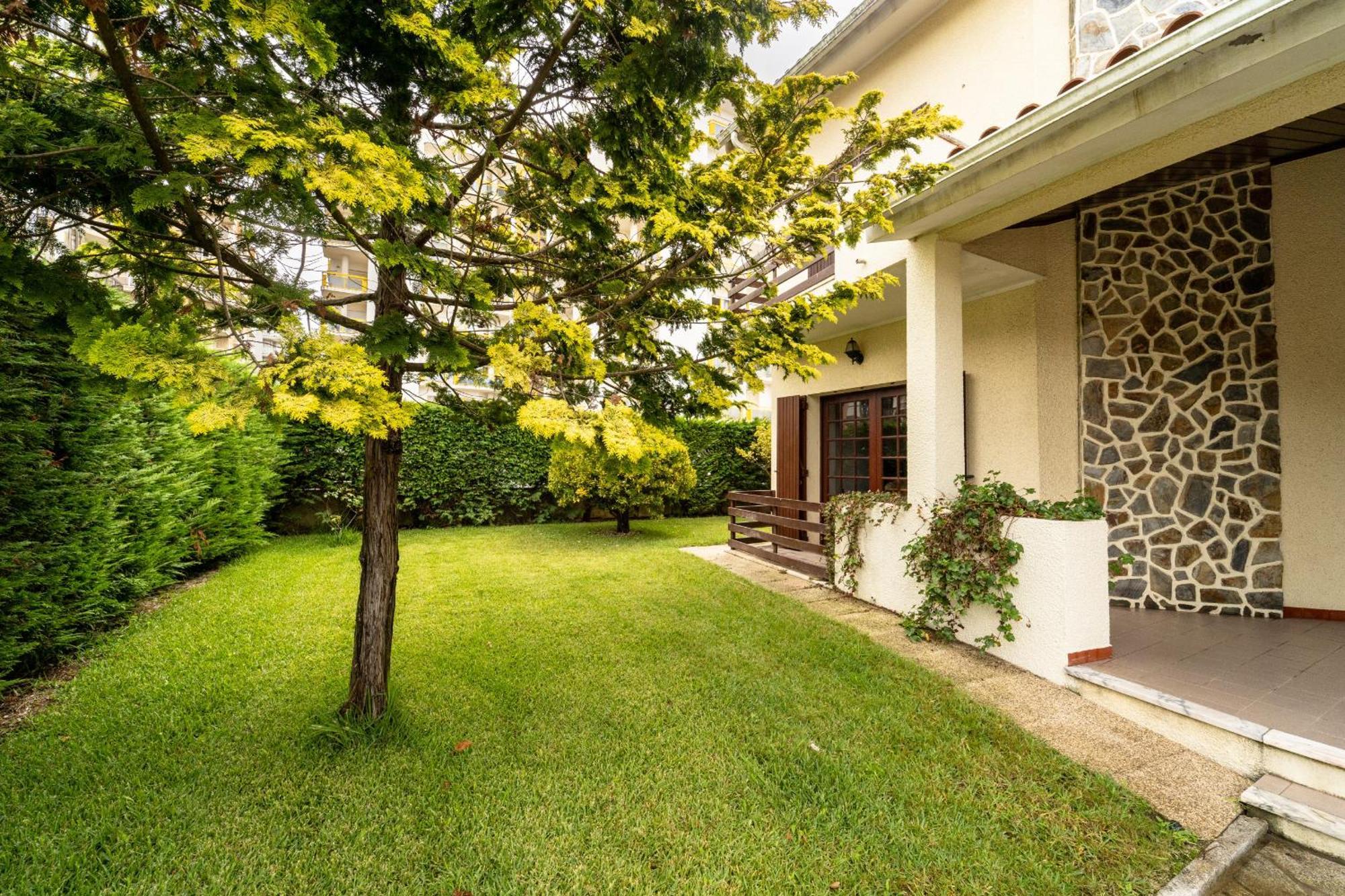 Amorosa Villa, 500M From The Beach By House And People Zewnętrze zdjęcie